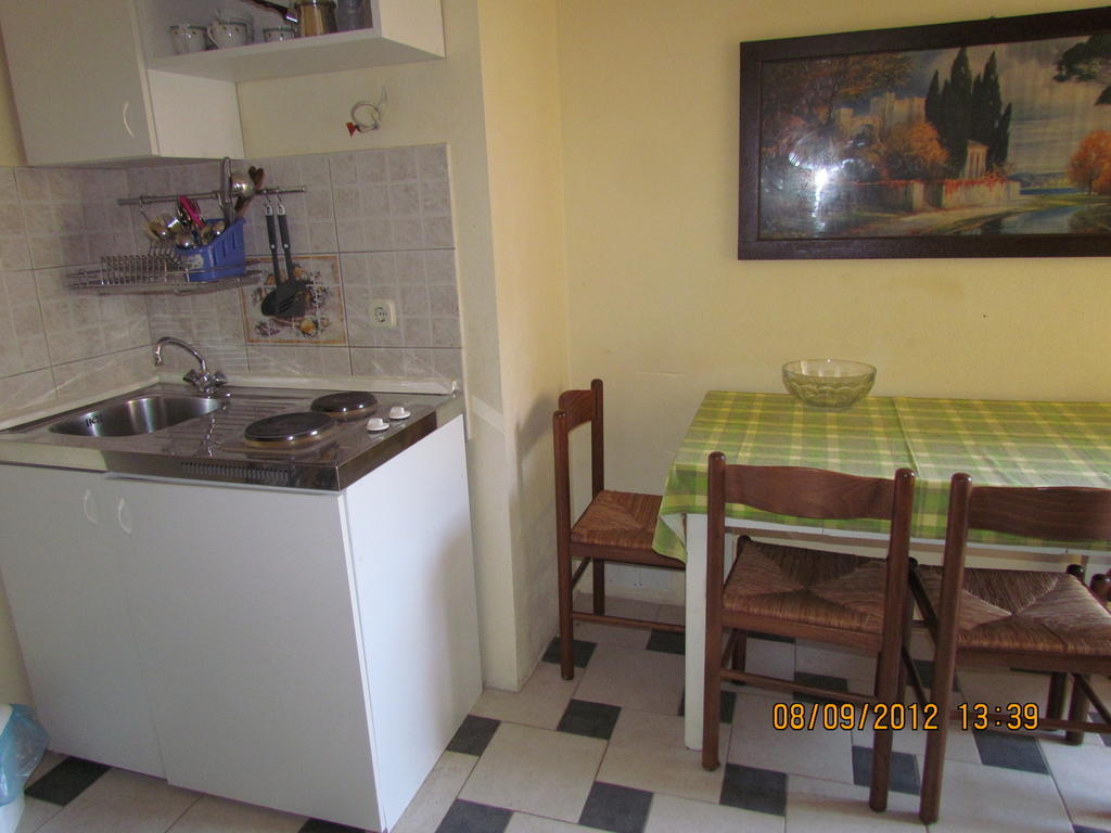 Apartments Senko Трпань Экстерьер фото